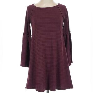 Abercrombie and Fitch Bell Sleeve Tunic Top in Burgundy